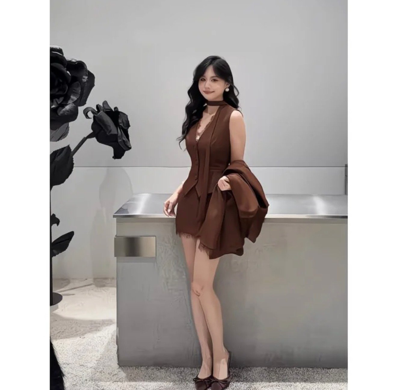 Mocha Elegance Three-Piece Blazer Set - Image 5